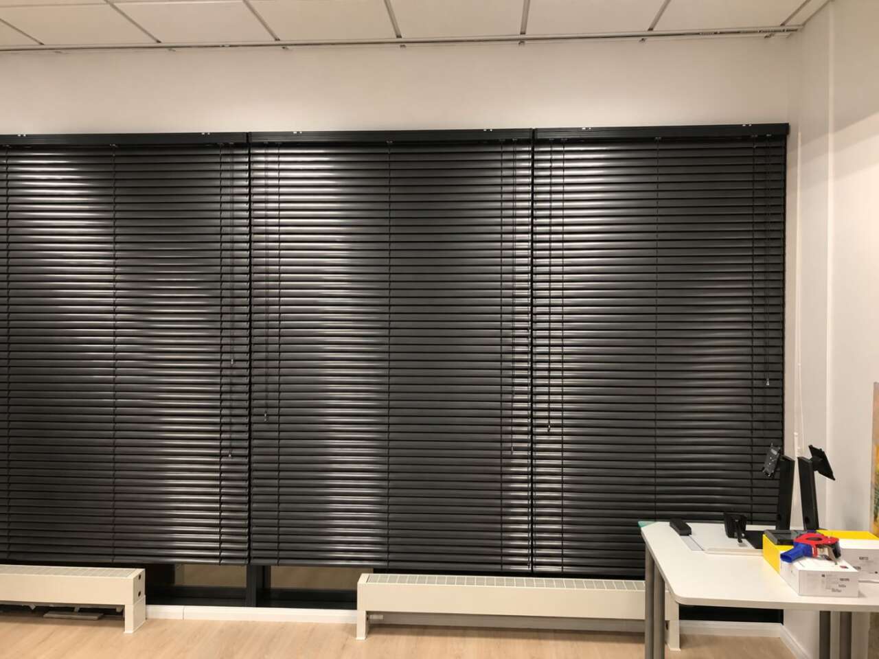 Aluminium-Jalousie 50 mm nach Maß – Montage in Wałbrzych und Świdnica